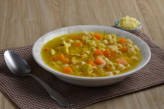 Sopa de Frango com Abóbora e Açafrão-da-Terra