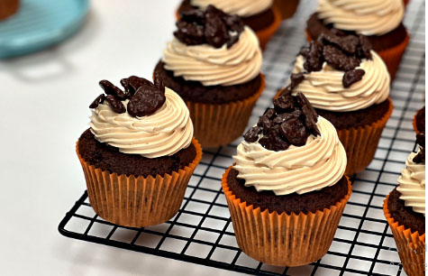Aprenda a fazer “cupcake de Ovomaltine”