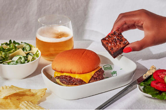 Delta servirá hambúrgueres Shake Shack em seus voos