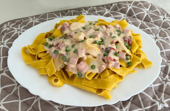 Celebre o Dia do Macarrão com uma receita versátil e fácil