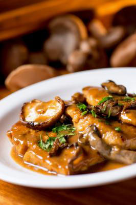 Scaloppine de Frango com Shiitake é novidade no cardápio do Ráscal